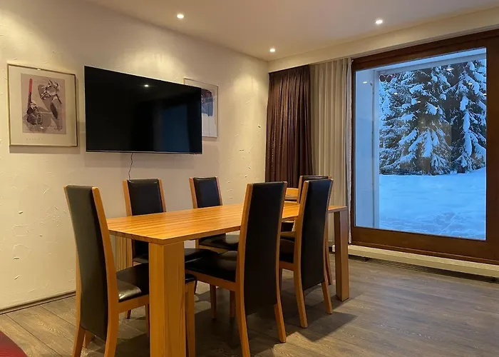 With Pool, Sauna & Gym